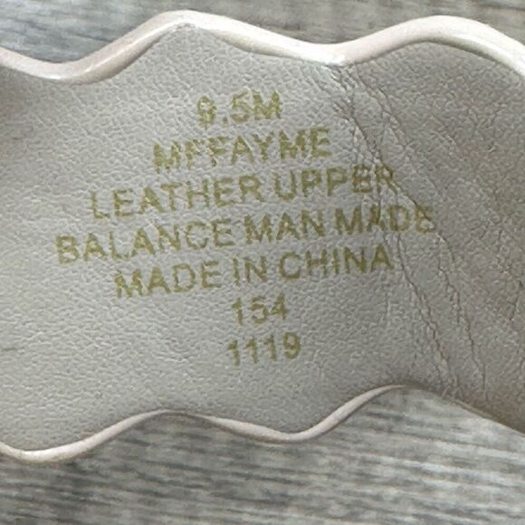 Marc Fisher~Women's~”Fayme” Flatform Tan Sandals~Size 9.5M - Picture 10 of 10